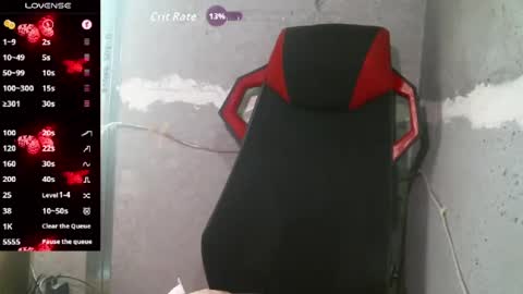 catalina_colombia online show from October 14, 2025, 6:31 pm