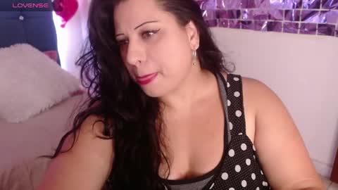 catalinajane1 online show from April 11, 2026, 7:29 pm