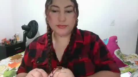 Snapshot of catalinamarpi45 chatting on February 16, 2026, 3:30 pm cataleya online show from February 16, 2026, 3:30 pm