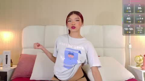 Catalina  online show from April 20, 2026, 3:37 pm