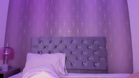 Catalina Ruiz online show from April 16, 2026, 9:39 pm