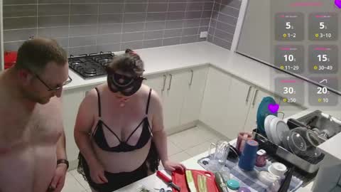 Sir  Kitten  online show from June 5, 2026, 10:32 am