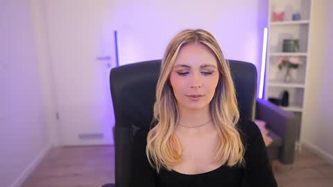 catecrago  online show from April 2, 2026, 8:01 am