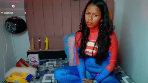 Snapshot of catherine_mature45 chatting on October 24, 2025, 5:09 pm Catherine online show from October 24, 2025, 5:09 pm