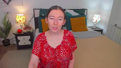 Catrin online show from December 8, 2024, 8:20 am