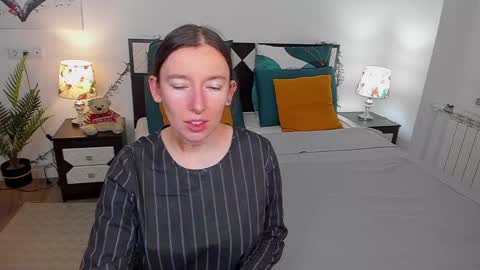 Catrin online show from December 22, 2024, 3:33 am