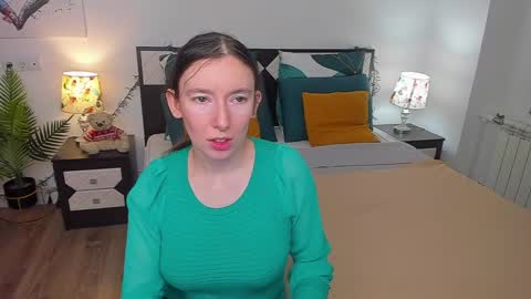 Catrin online show from March 2, 2025, 6:59 am