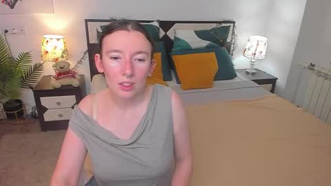 Catrin online show from September 9, 2025, 1:38 am