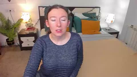 Catrin online show from October 21, 2025, 3:40 am