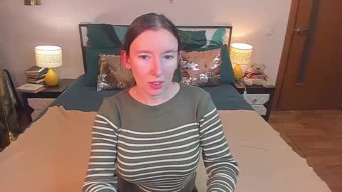 Snapshot of catherinewalls chatting on January 17, 2026, 5:23 am Catrin online show from January 17, 2026, 5:23 am