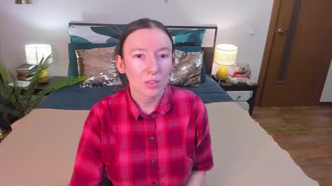 Snapshot of catherinewalls chatting on February 20, 2026, 3:47 am Catrin online show from February 20, 2026, 3:47 am