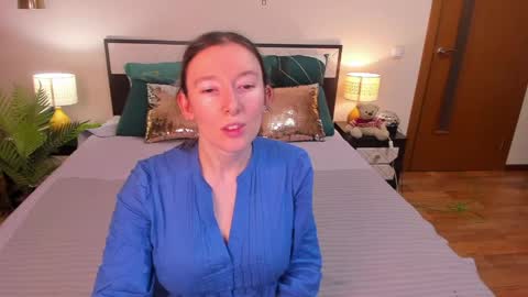 Snapshot of catherinewalls chatting on March 2, 2026, 5:08 am Catrin online show from March 2, 2026, 5:08 am