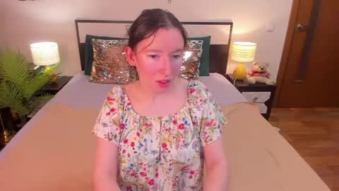 Snapshot of catherinewalls chatting on April 28, 2026, 4:17 am Catrin online show from April 28, 2026, 4:17 am