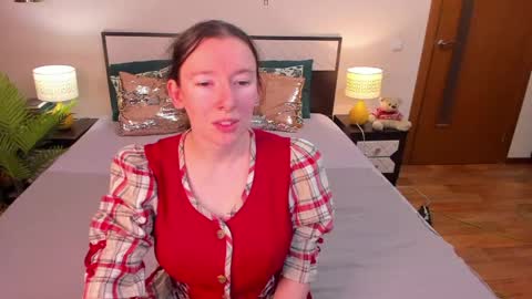 Snapshot of catherinewalls chatting on May 16, 2026, 6:21 am Catrin online show from May 16, 2026, 6:21 am