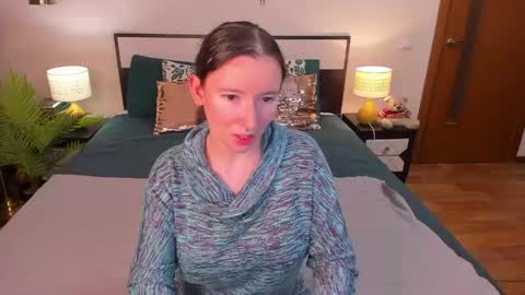 Snapshot of catherinewalls chatting on June 4, 2026, 4:51 am Catrin online show from June 4, 2026, 4:51 am