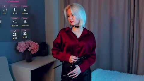 Mia online show from March 27, 2026, 11:10 am