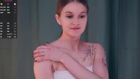 Snapshot of cathrinetunick chatting on February 19, 2026, 7:15 am Aria and Kira online show from February 19, 2026, 7:15 am