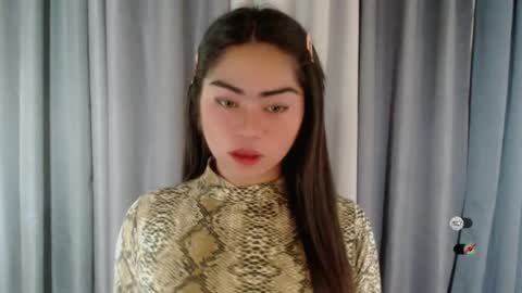 cathy_ho online show from February 17, 2025, 12:48 pm