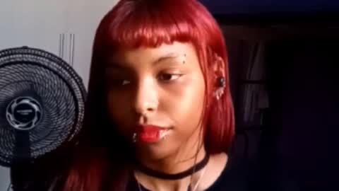 Snapshot of catinahernadez chatting on February 18, 2026, 4:58 pm Emily online show from February 18, 2026, 4:58 pm