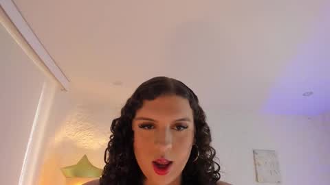 Catleya  online show from January 12, 2026, 8:03 pm