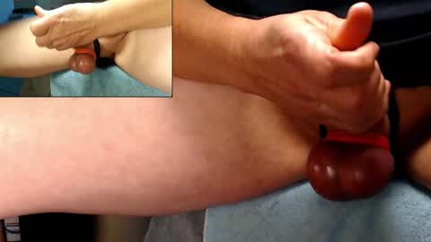 Snapshot of catlover03 chatting on October 25, 2025, 2:13 pm Mike online show from October 25, 2025, 2:13 pm