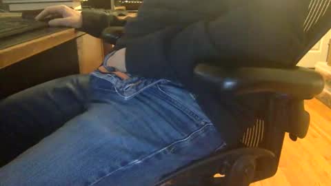 catmandoo21001 online show from December 13, 2024, 9:52 pm