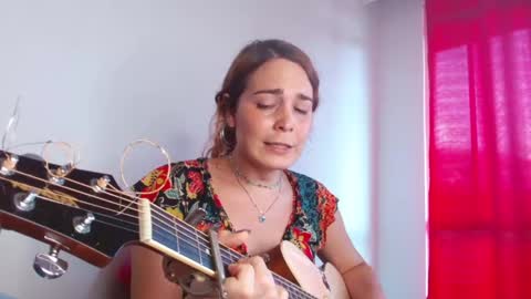 Snapshot of catnessa_ chatting on February 21, 2025, 9:11 pm Catalina Restrepo online show from February 21, 2025, 9:11 pm