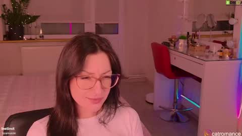 Katerina online show from April 18, 2026, 7:18 pm