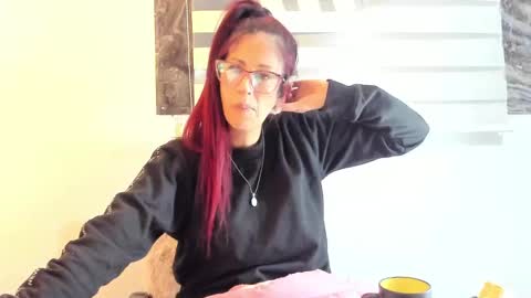 CATT EVANS online show from January 5, 2025, 2:38 am