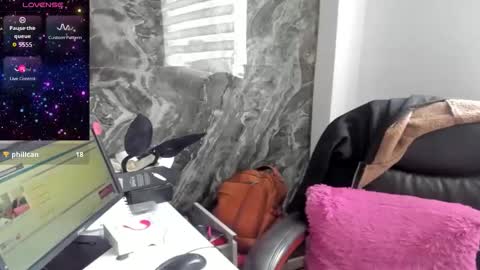 CATT EVANS online show from January 14, 2026, 8:36 pm