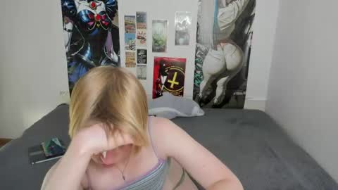 Snapshot of cattie_w_ chatting on July 21, 2026, 1:08 am cattie_w_ online show from July 21, 2026, 1:08 am