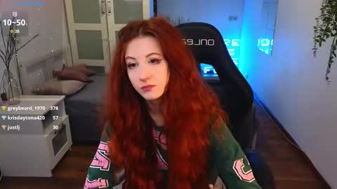 caty_cuddly online show from March 12, 2025, 8:08 am