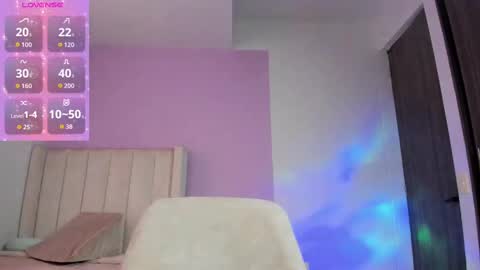 Cay online show from September 13, 2025, 3:34 pm