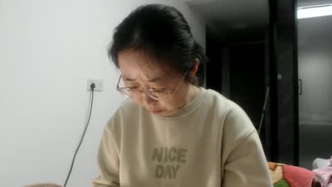 Snapshot of cbz112233 chatting on January 5, 2025, 4:38 pm ANNYANNY online show from January 5, 2025, 4:38 pm