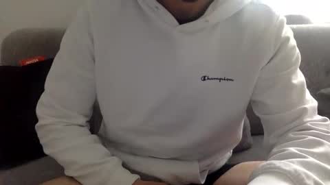 cc_couplexxx online show from November 3, 2025, 12:28 pm