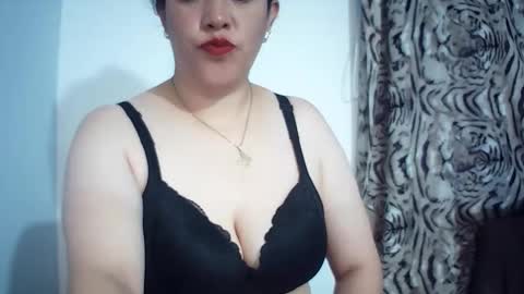 ccharlot online show from May 25, 2026, 12:27 am