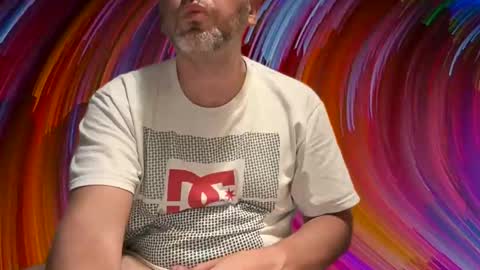 Tomys online show from April 2, 2026, 2:53 am