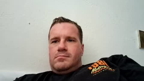 cdoggg415 online show from June 24, 2026, 9:25 pm