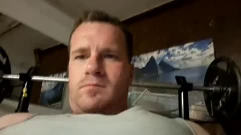 cdoggg415 online show from June 25, 2026, 6:29 am