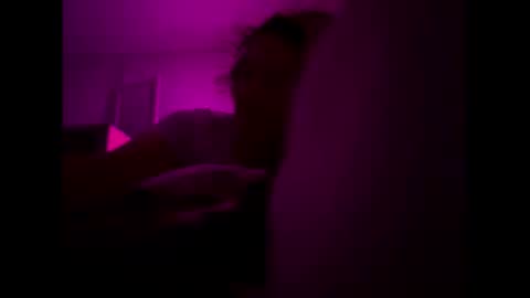 cece_vibez online show from November 26, 2025, 10:49 am