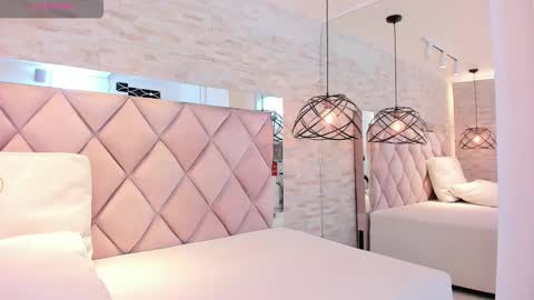  CELENE  online show from March 1, 2025, 10:42 pm