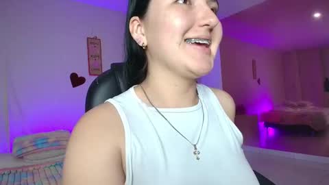 Snapshot of celesteeeuph chatting on February 21, 2026, 8:21 pm celesteeeuph online show from February 21, 2026, 8:21 pm