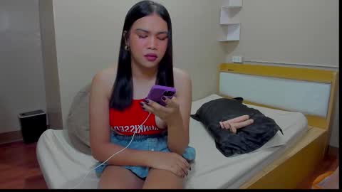 celestinaxisabella online show from February 25, 2026, 3:05 am