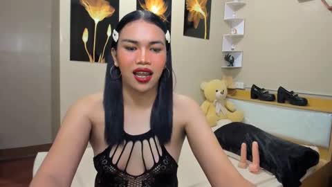 celestinaxisabella online show from March 27, 2026, 2:39 pm