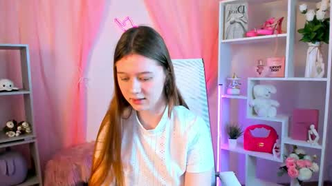 your cute kitty online show from March 14, 2026, 6:57 pm