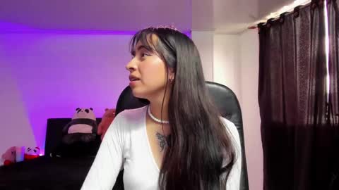 Snapshot of celestinepurple chatting on March 9, 2025, 7:15 pm Celestineeeeee online show from March 9, 2025, 7:15 pm