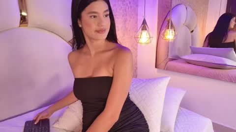 celestte_sm online show from May 29, 2026, 7:34 pm