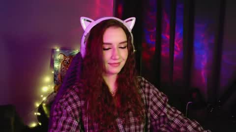 Snapshot of celia_sensual_ chatting on April 24, 2026, 8:11 pm celia_sensual_ online show from April 24, 2026, 8:11 pm