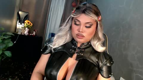 cellinekittcumerr online show from May 21, 2026, 12:56 pm
