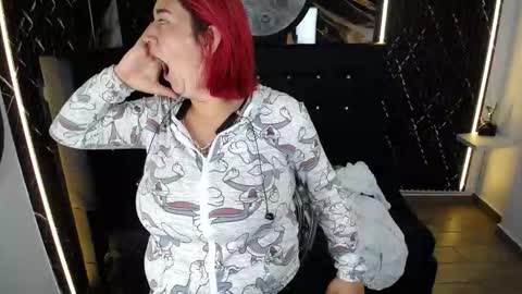 Snapshot of cerecita_02 chatting on January 14, 2026, 12:11 pm Cerecita online show from January 14, 2026, 12:11 pm